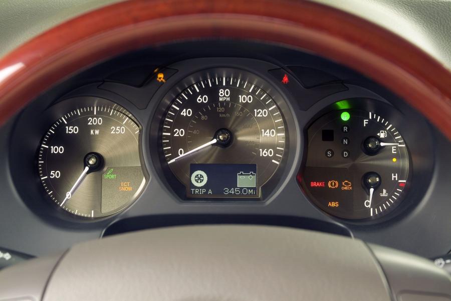  Lexus GS450h 2007 года  (фото 108 из 116)